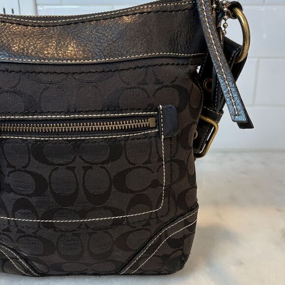 Coach Jacquard Signature Logo Convertible Crossbody Small Bucket Bag (#3) - Picture 4 of 16